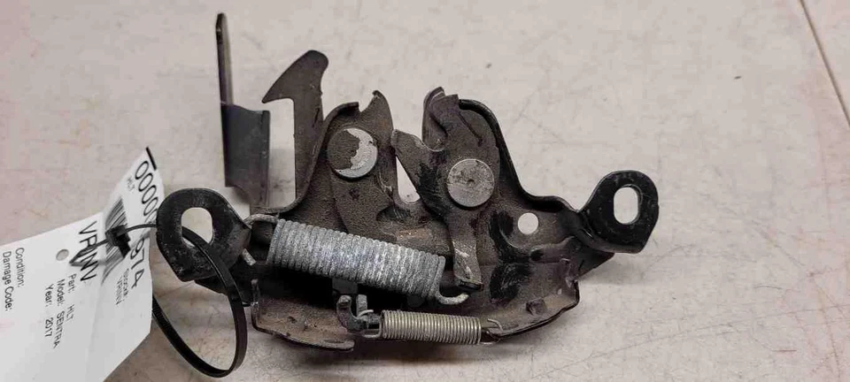 ✅ 2017 NISSAN SENTRA HOOD LATCH OEM - Image 2 of 3