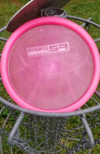 Innova Champion Wombat3 176g Never Thrown Star Wombat - Picture 2 of 5