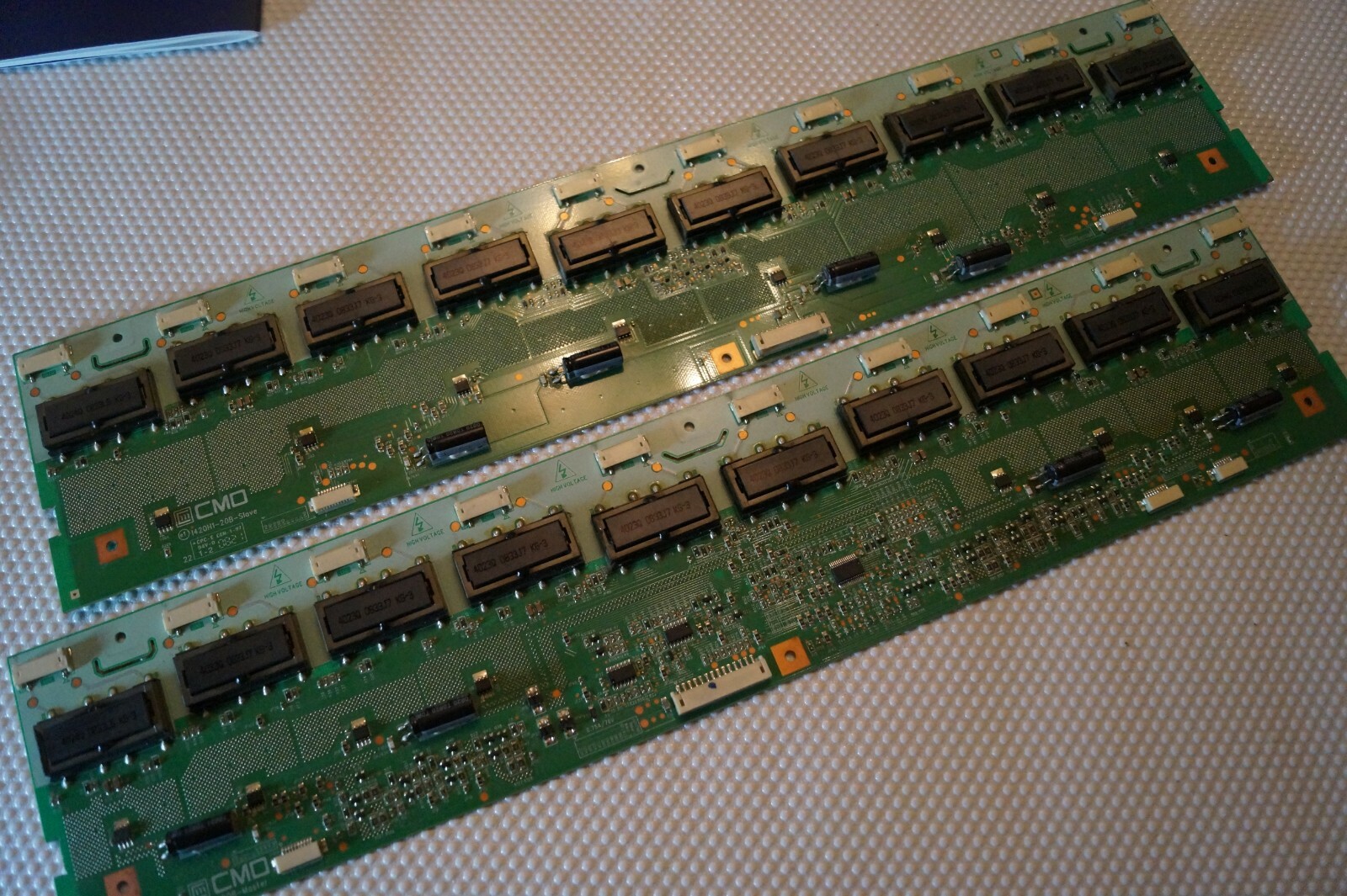 INVERTER BOARDS I420H1-20B MASTER I420H1-20B-SLAVE HITACHI L42VP01U V420H1-L07