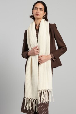 Damen Accessoire Schal Weekend  Max Mara Intrend aus reiner Wolle Creme NP 120,0