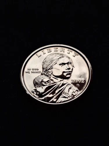 2003 D Sacagawea ~ Eagle in Flight $1 Golden One Dollar Coin FREE SHI Sac494
