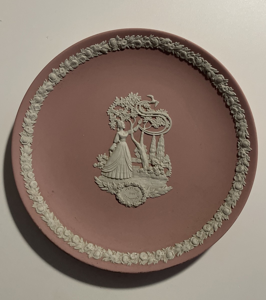 Vintage Wedgwood Jasperware 1983 Pink Mary Kay Cosmetics Plate
