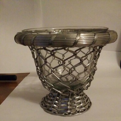 5'' wire metal with glass candy dish
