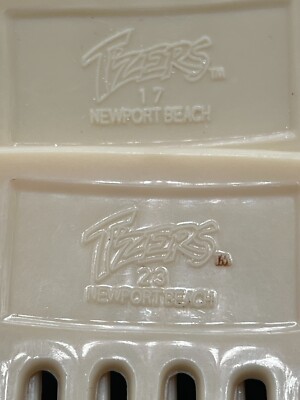 VTG 1980\'s TZERs Newport Beach Hair Combs~ Cream & Teal Blue ~‎ Set of 2 VTG 1980\ main image 3