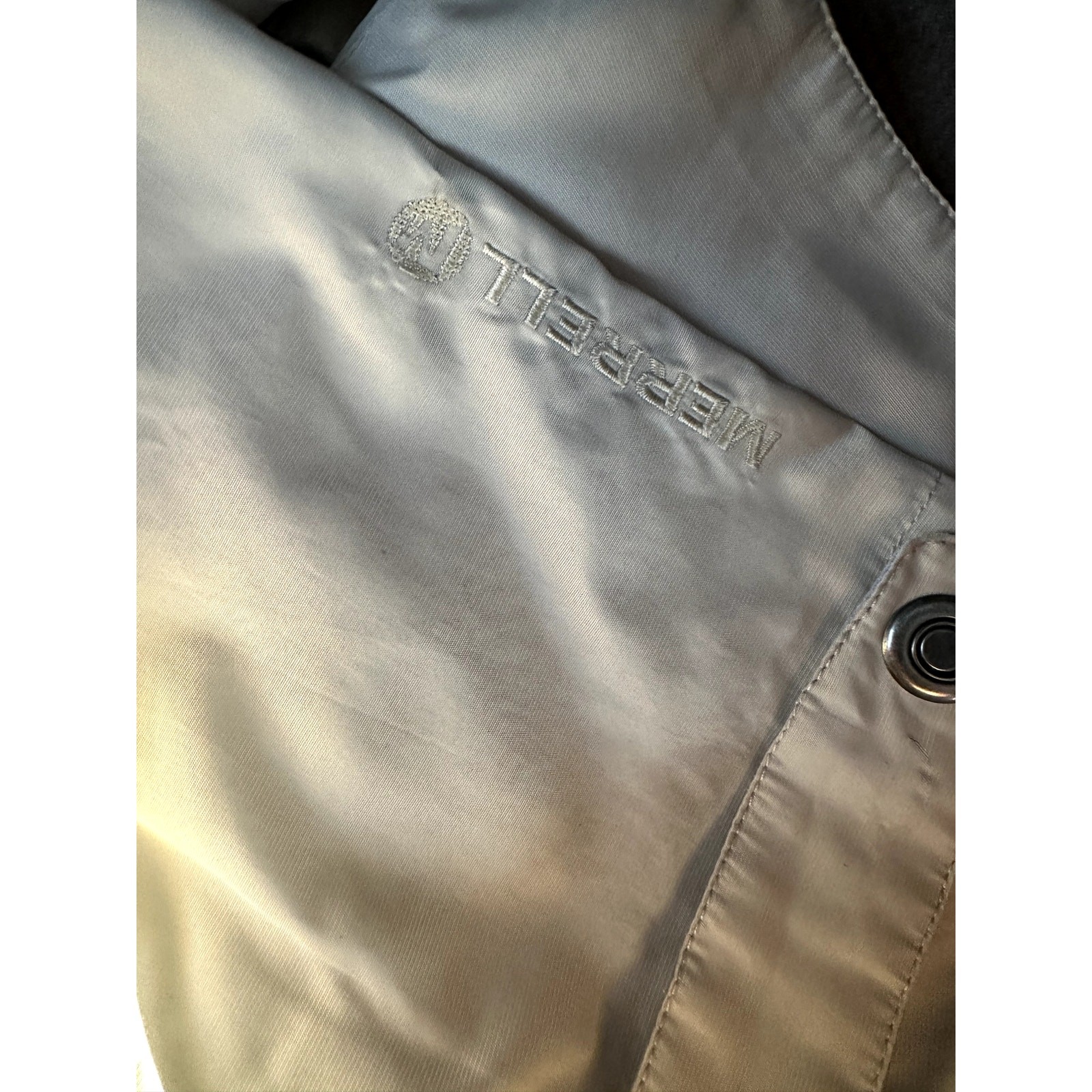 Merrell Tan Light weight Jacket Medium - image 3