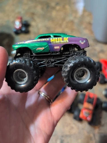 Vintage Hot Wheels Monster Jam HULK 1:64 Truck Small Hub Metal