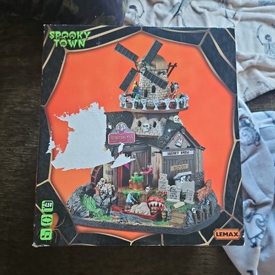 Lemax Spooky Town Headstone Mill Brewery Lighted Sound Halloween Village 2022