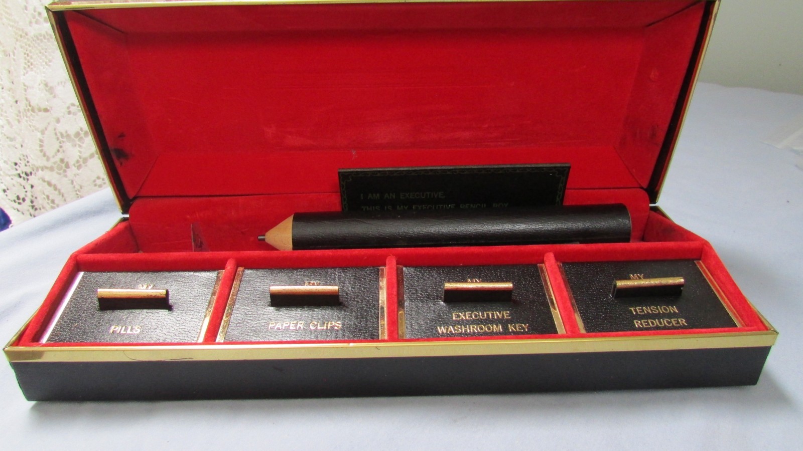 Box Black & Red With Large Pencil And Compartments