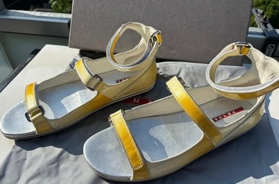 Prada Sandalen Vernice Sfumata Gelb Gr. 37,5 | Leder | Edle Designerschuhe Damen