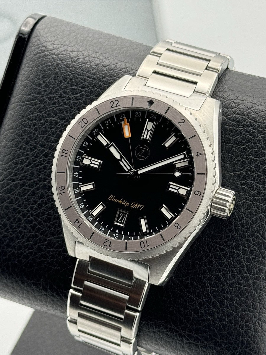 ZELOS BLACKTIP GMT Coal Black 41mm **MINT FULL SET!**