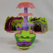 Hatchimals CollEGGtibles Secret Scene Playset.