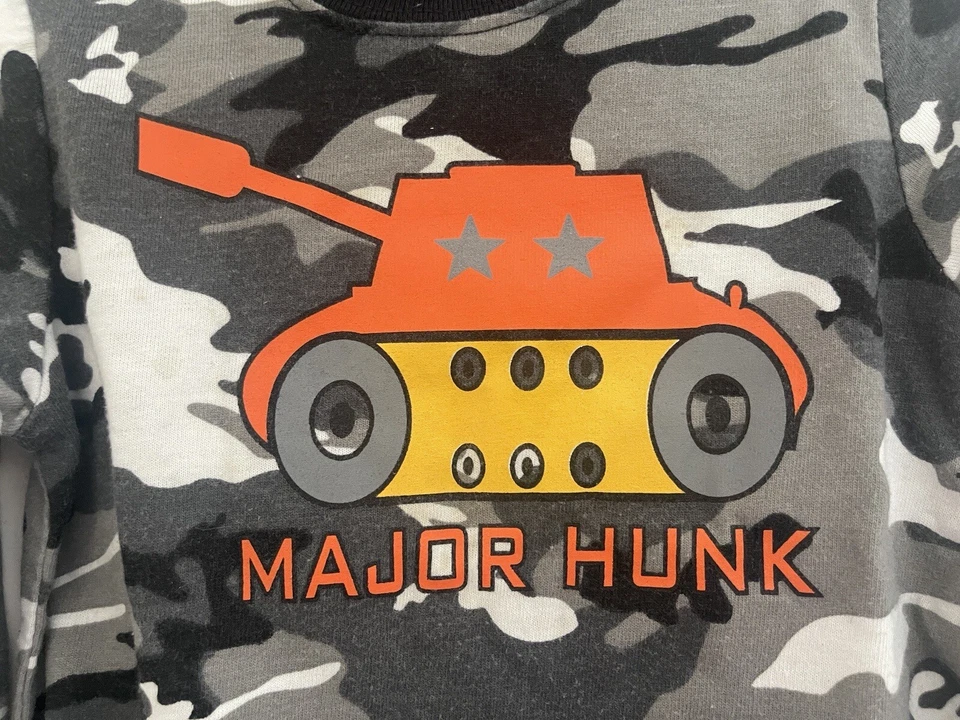 Fisher-Price Niño Pequeño Major Hunk Vehículo Tanque de Batalla Manga Larga Camisa Gris 2 Foto 3 de 4