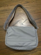 Hedgren Women s Charlie Crossbody/Chrome Hard...