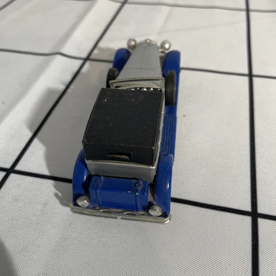 MATCHBOX MODELS OF YESTERYEAR Y4-4 1930 DUESENBERG MODEL J TOWN CAR ISSUE 28 - Image 2 of 4