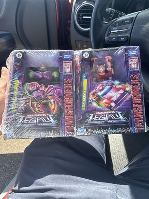 Hasbro Transformers Generations Legacy Predacon Tarnatulas & Elita-1 Toy 2 Pack