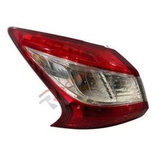 NISSAN PULSAR 2014-2018 REAR TAIL LIGHT LEFT SIDE OUTER