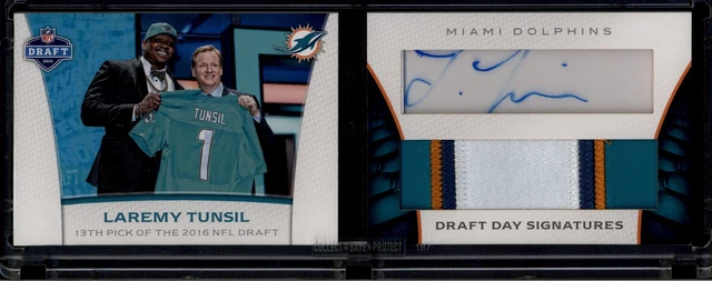 2016 Limited Draft Day Signatures Laremy Tunsil Rookie Patch Auto Booklet 30/55