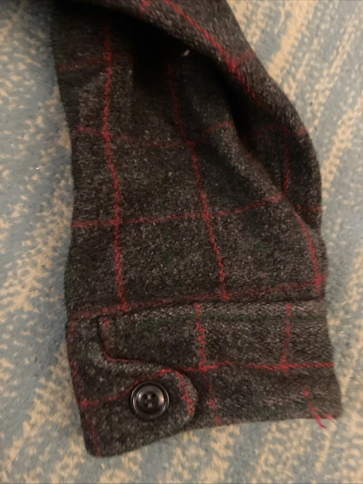 Vintage Johnson Woolen Mills Plaid Jacket, Zipper, Size 40-42 - Image 2 of 4