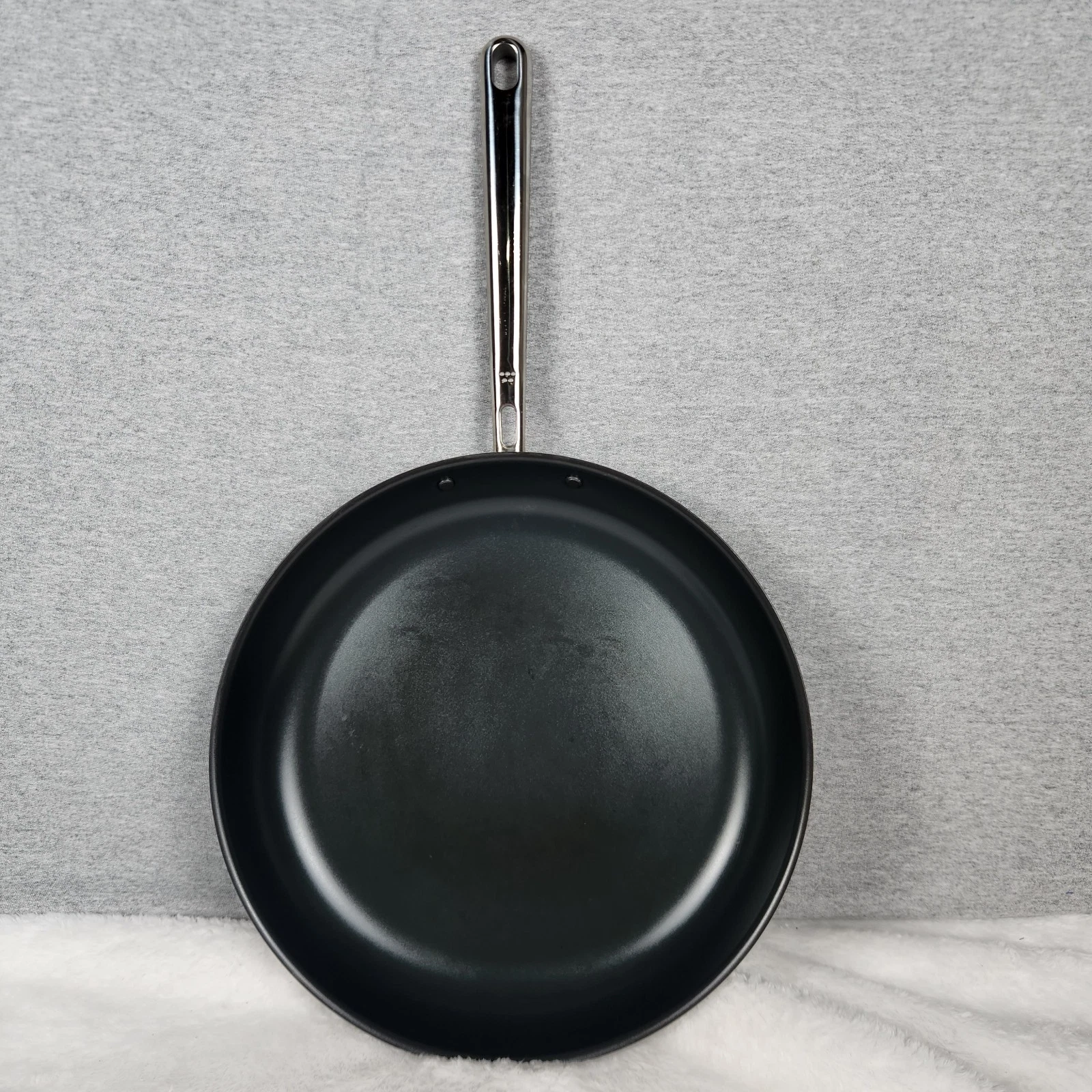 Misen Carbon Nonstick 12" Frying Pan Nitrided Tri-Ply Carbon Steel EUC