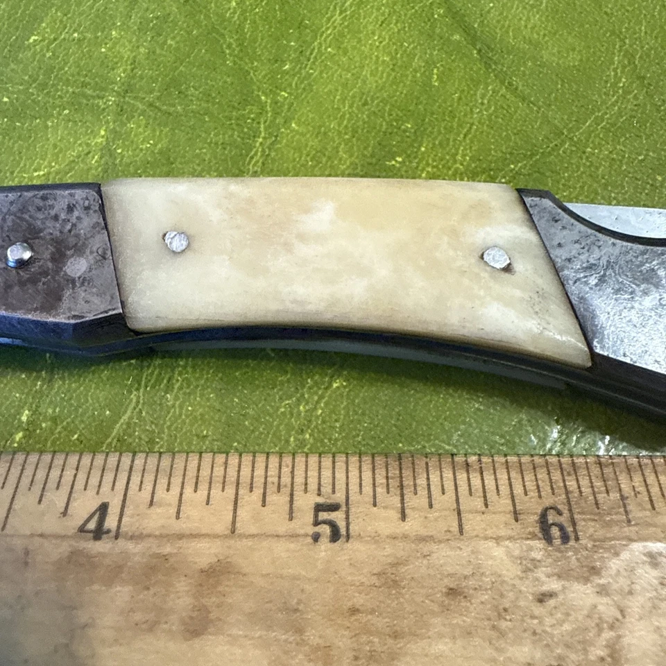 Vintage 1960’s Alaska Made Damascus Steel Single Clip Point Lockback Knife - Image 3 of 4