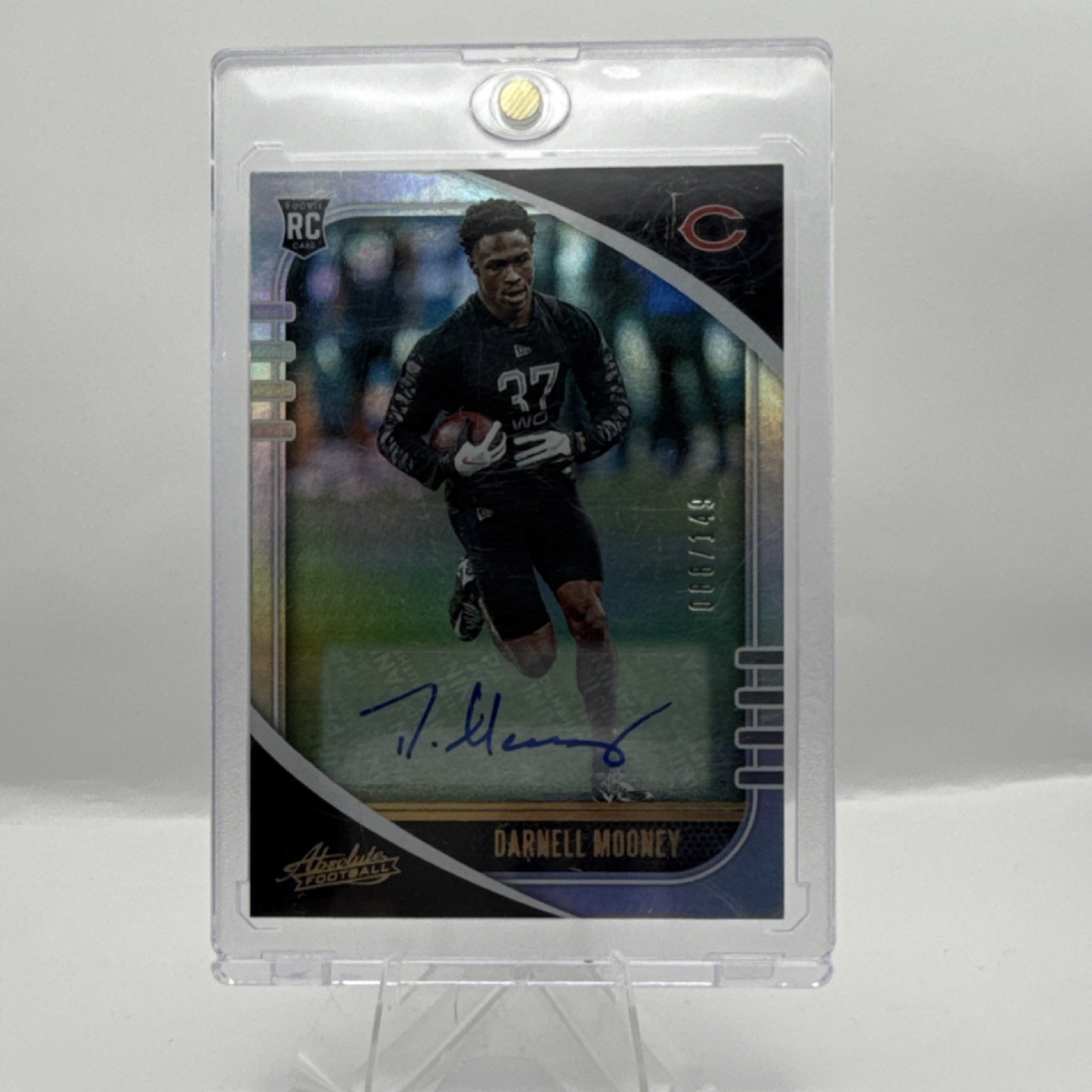 Darnell Mooney Panini Absolute #125 Signature