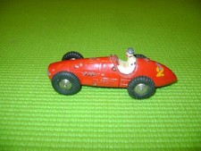 DINKY TOYS 23J FERRARI AUTO DE COURSE CALANDRE LISSE 1ERE VERSION