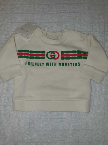 Abbigliamento per neonato Gucci, Collezione Estate 2022 - Stileo.it