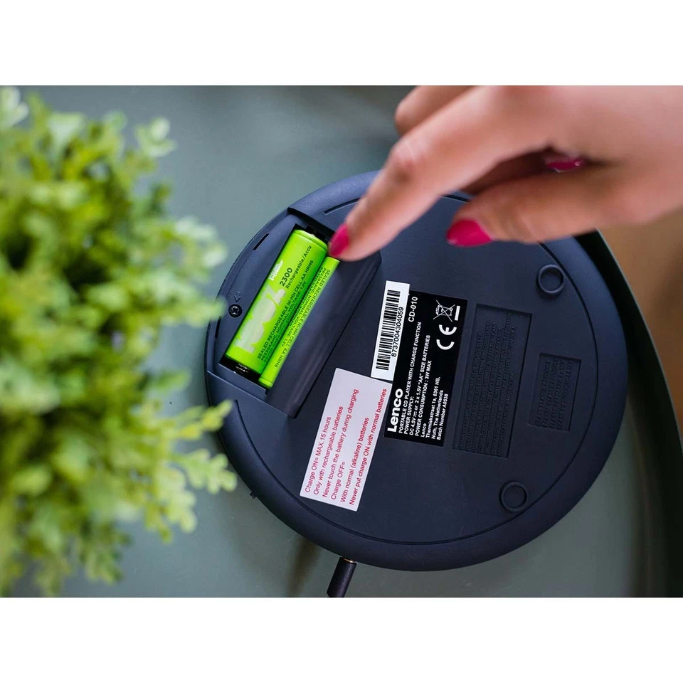 Lenco CD-010 - Tragbarer CD-Player mit Akku-Aufladefunktion - Schwarz - Bild 4 von 4