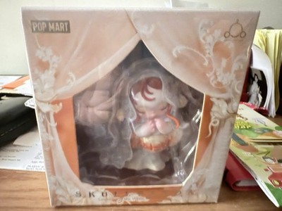 Pop Mart Skullpanda Covenant of the White Moon Figure