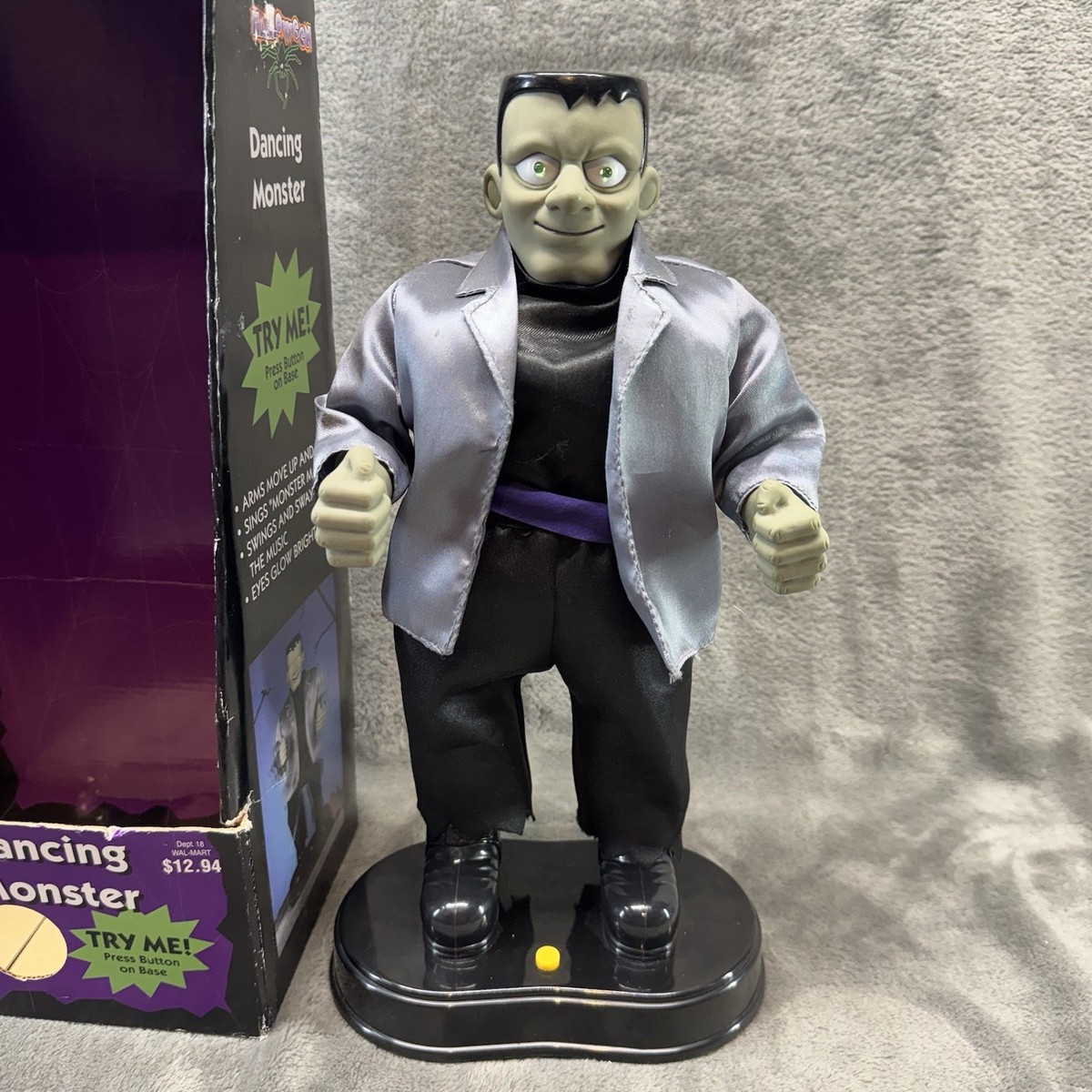 Gemmy Hip Swinging Monster #20804 Halloween Frankenstein