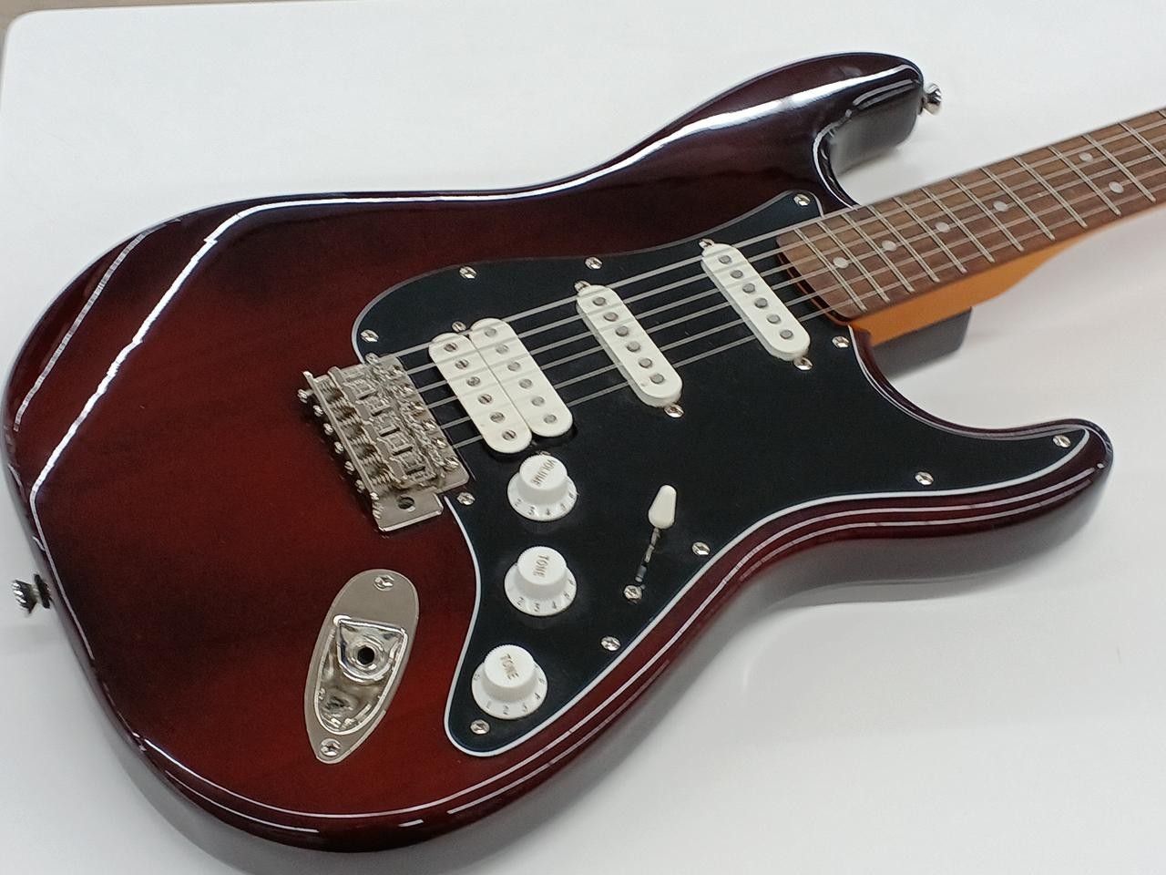 SQUIER Classic Vibe 70s Stratocaster ST Electric Guitar w/ Case Tested TB03 19.5