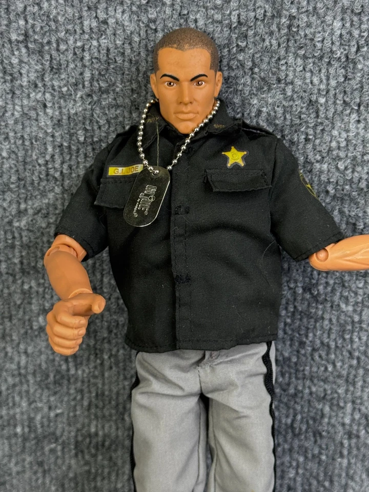 Hasbro G.I. 1998 vintage Figura de acción suelta Joe 12" Posable Sheriff de colección Foto 3 de 4