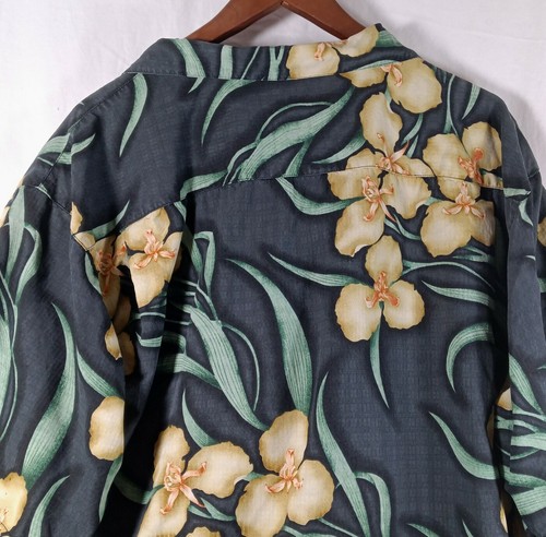 Tommy Bahama Size XL 100% Silk Tropical Floral Hawaiian Men's Camp Shirt - Picture 4 of 12