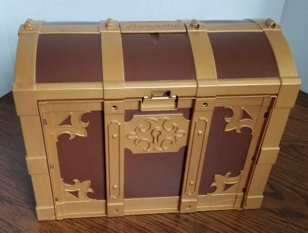 Playmobile 5737 Pirate Treasure Chest Take Along Carry Case w/some