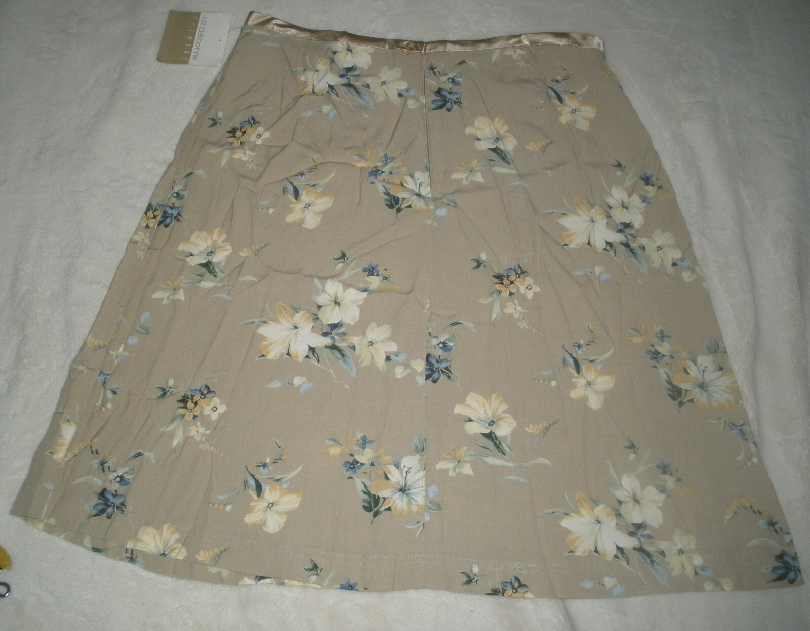 #1133 Misses skirt 10 Liz Claiborne Lizwea A-line tan satin ribbon Floral NWT