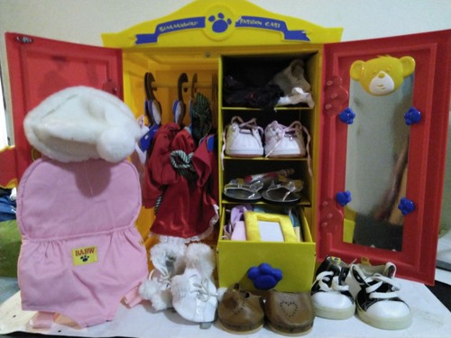 Build-A-Bear Wardrobe Closet w/ Outfits 