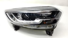 Renault KADJAR 2015 - Phares Headlight 260102760R