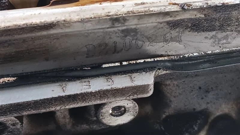 Driver Left Engine Cylinder Head VQ37VHR Fits 09-20 370Z - Image 3 of 4