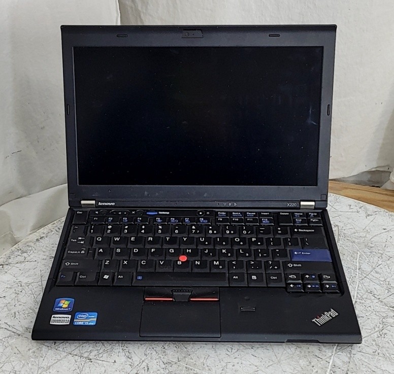 ThinkPad x220　Corei5 4GB/SSD128GB Amazon.com: Lenovo Thinkpad X220 12.5