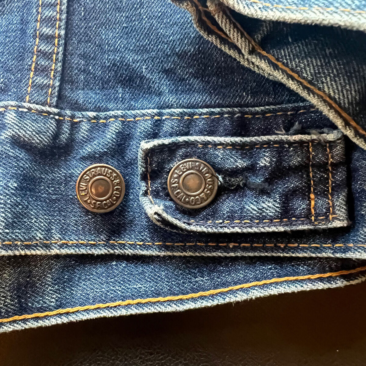 Vintage 70’s Levi's Denim 2 Pocket Trucker Jacket 70505-0217 #529 Button  Size 40