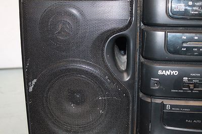 Sanyo MCD-S660 Vintage 1995 CD Player Boombox Cassette Synchro VTG