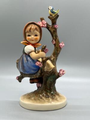 Goebel Hummel Apple Tree Girl TM5 Figurine Girl Sitting in Tree
