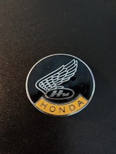 Round Honda Logo  Black And Yellow Pin Badge