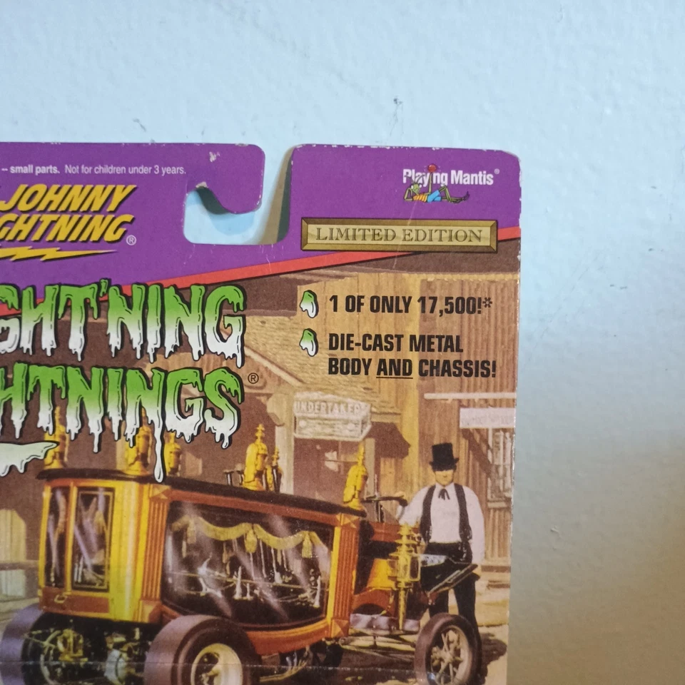 MONSTER Diecast Johnny Fright'ning Lightning Vampire van Ghoulish ride NEW - Image 3 of 4