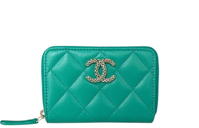 CHANELカードケース　シルバー✖️グリーン シャネル クラシック カードケース グレインド シャイニー カーフ
