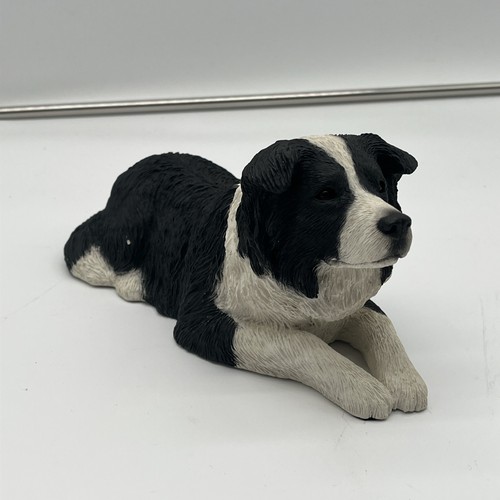 VTG Sandicast Border Collie Dog Figurine Black White Resin Handmade Decor Statue