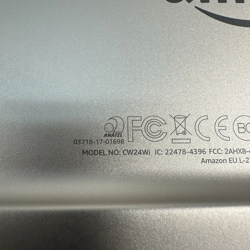 Amazon Kindle Oasis 9th Gen 32GB Champagne Gold Wi-Fi 7”Premium Leather Bundle! - Image 3 of 4