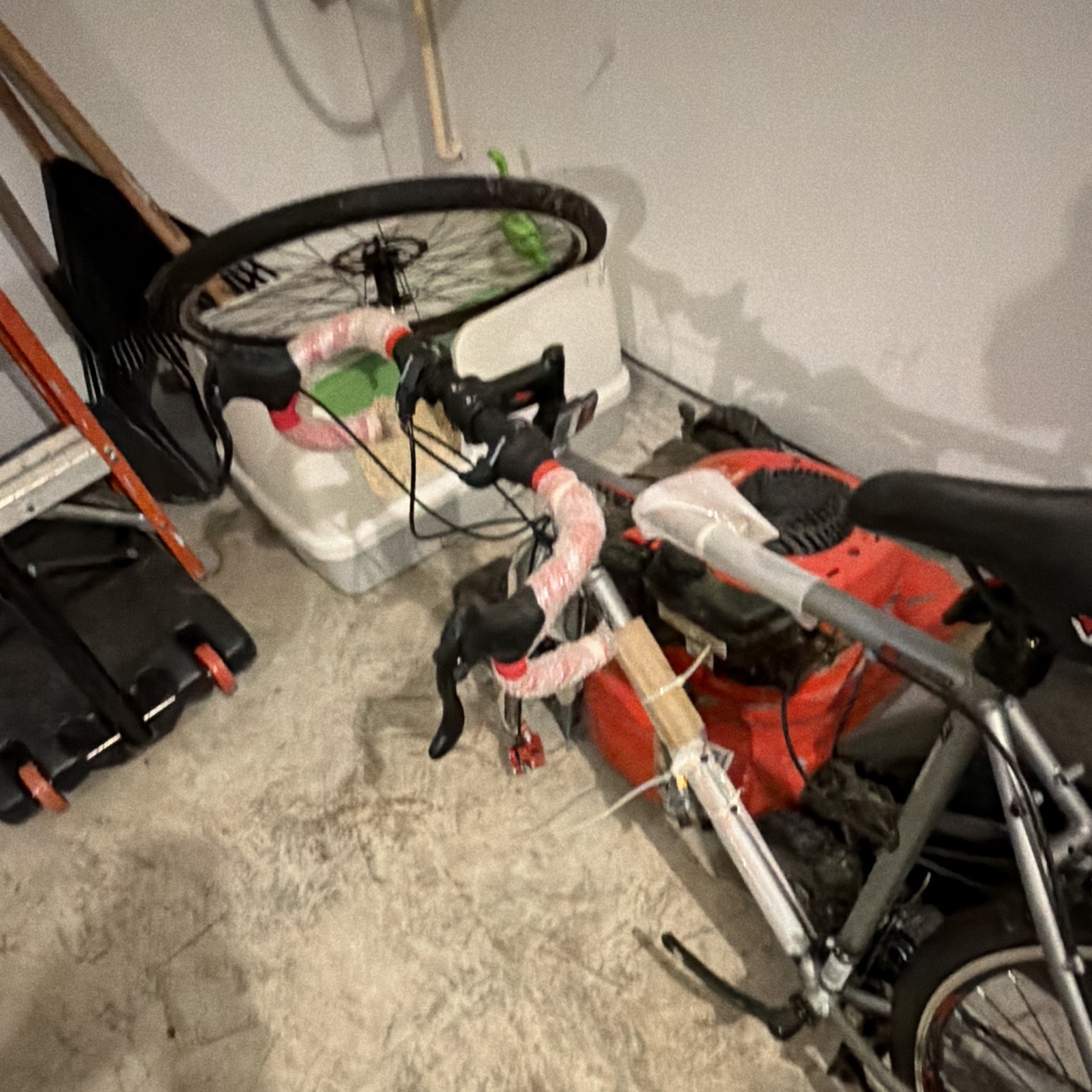 (New) Brand New NeVer Used Need to Be Assemble Race Bicycle Bike (185.99 USD)
