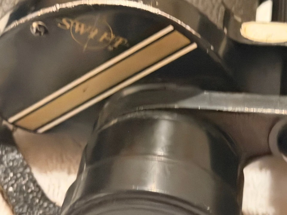 Swift Audubon 8.5x44 Binoculars Extra Wide Field 445ft@1000yds - Image 4 of 4