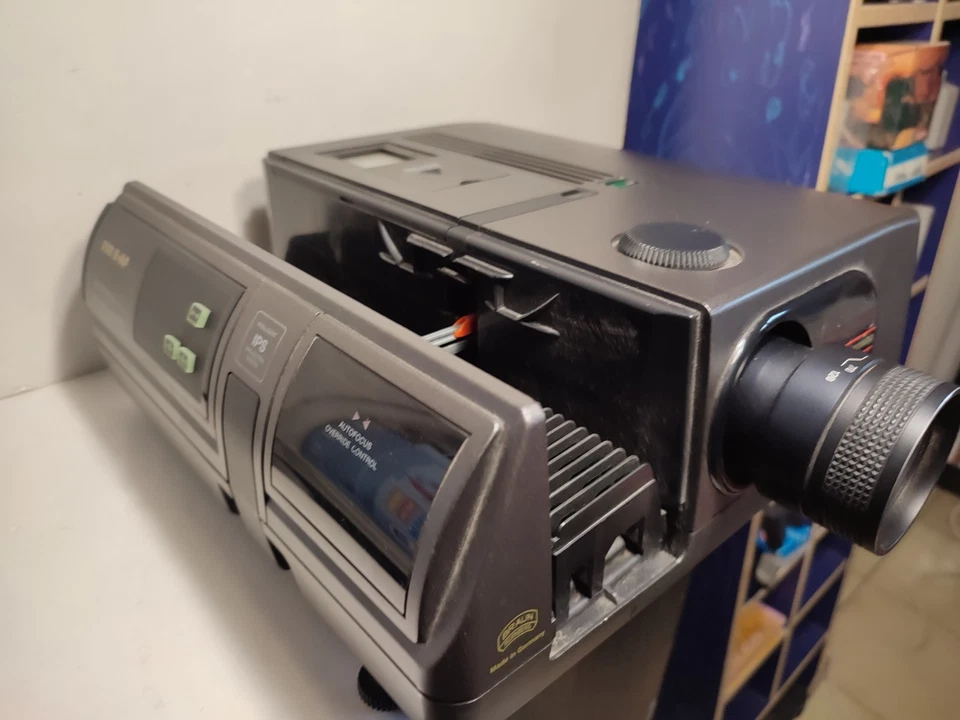 PROJECTEUR DE DIAPOSITVE BRAUN PAXIMAT MULITMAG 250 E-AF FONCTIONNEL - Photo 2/4